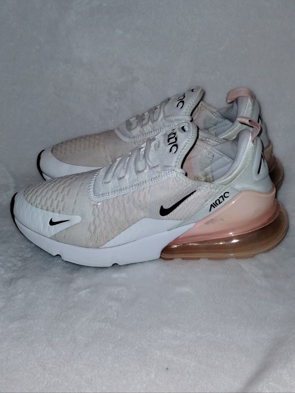 Nike Air Max 270 Women’s 10 White Atmosphere Bleached Coral Navy AH6789-110